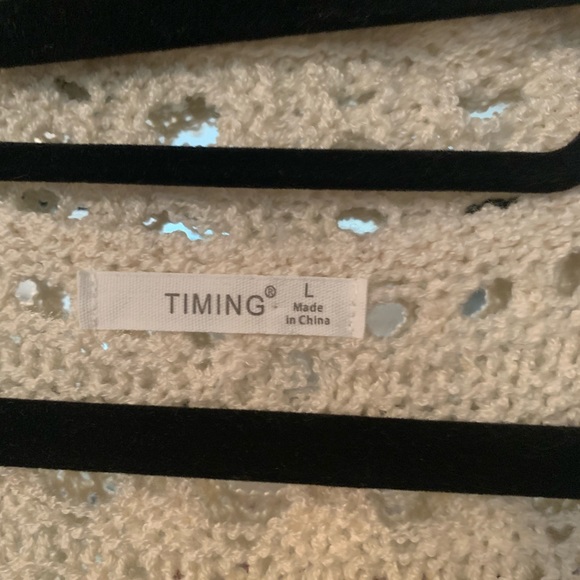 Timing Crochet Kimono - Picture 3 of 4